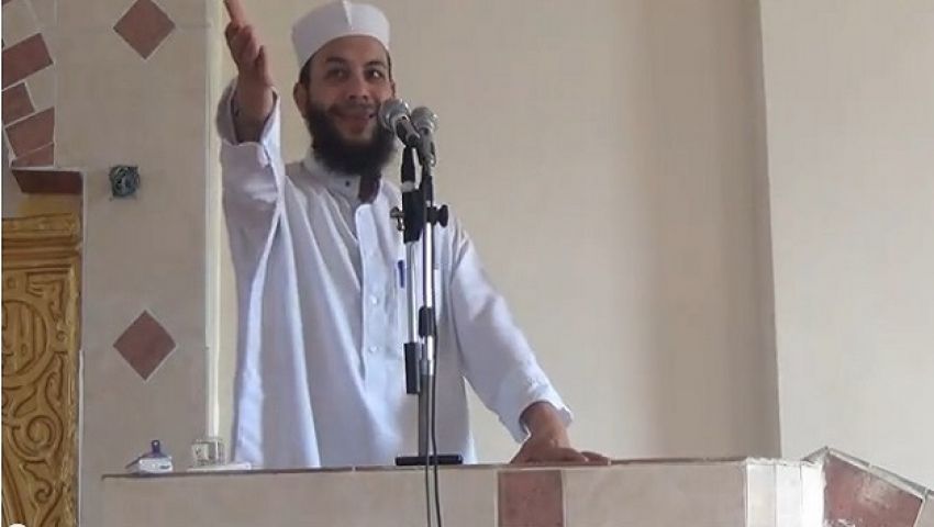 فيديو.. محمود شعبان يرد على شخص طالبه بعدم الحديث في السياسية